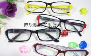 树脂眼镜价格多少，树脂眼镜价格多少钱